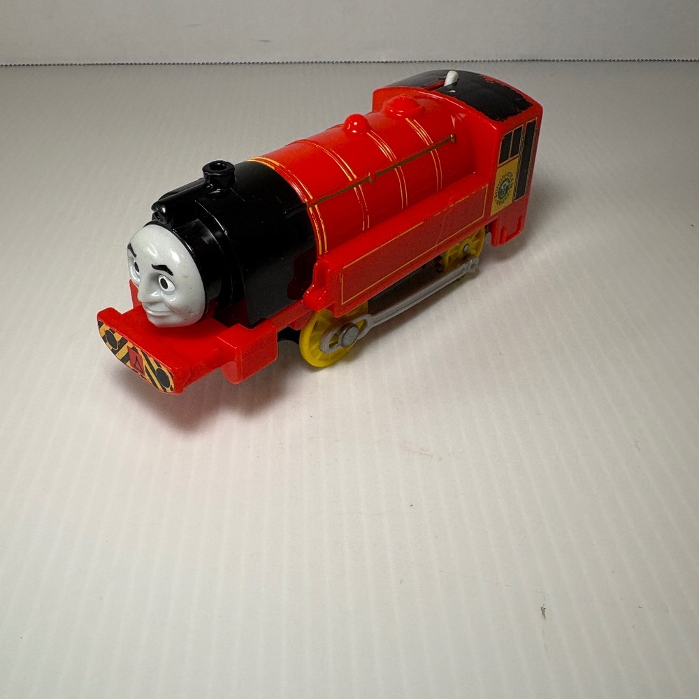 Thomas & Friends Trackmaster Motorized Train Victor 2013 WORKS